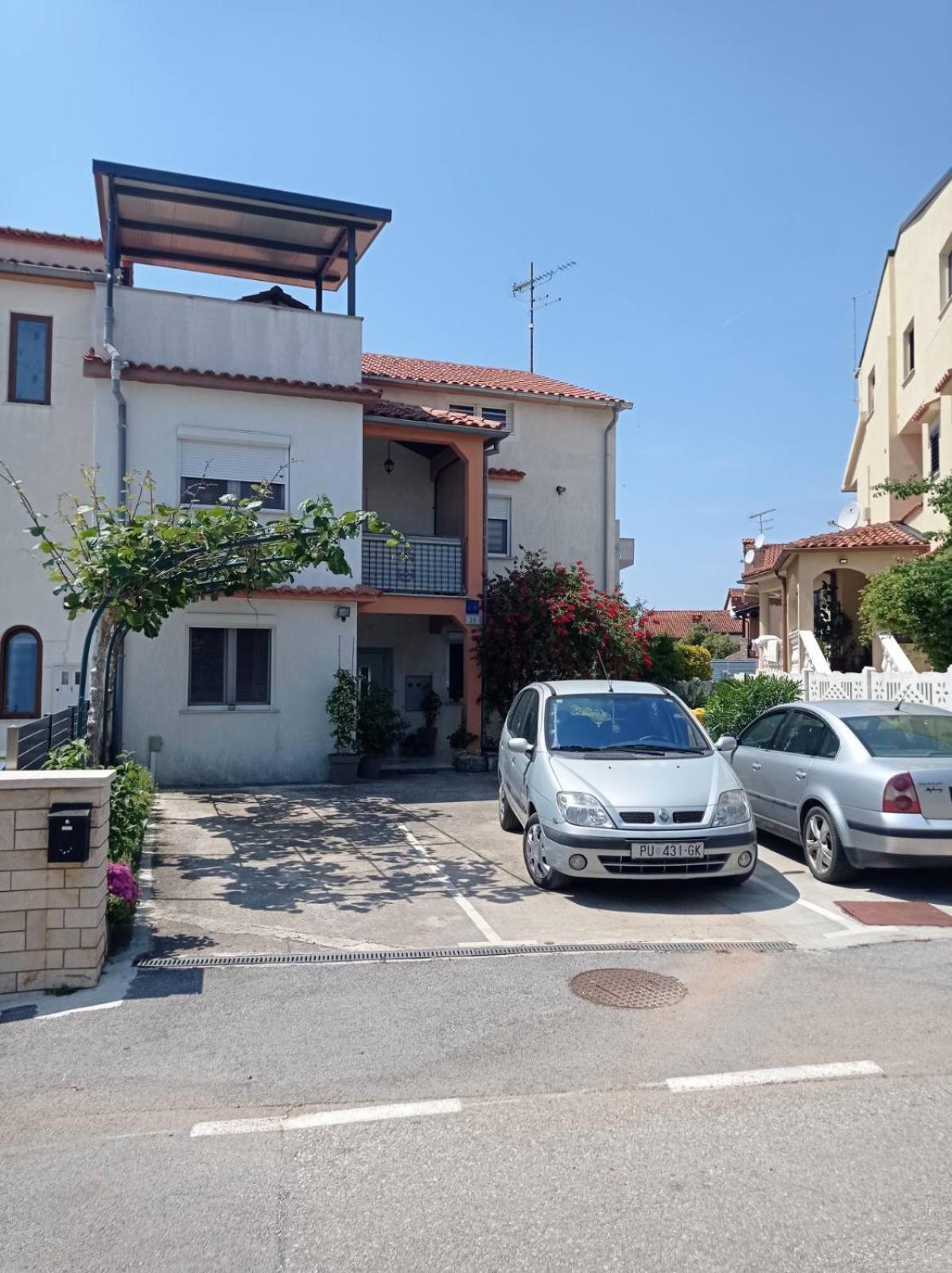 Studio Apartman Sky Rovinj Exterior photo