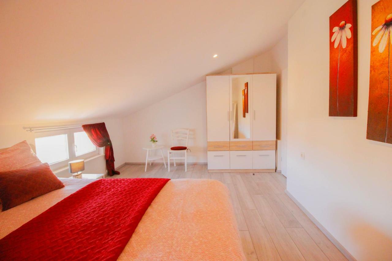 Studio Apartman Sky Rovinj Exterior photo