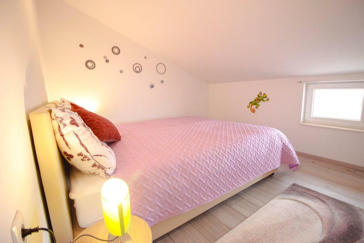 Studio Apartman Sky Rovinj Exterior photo